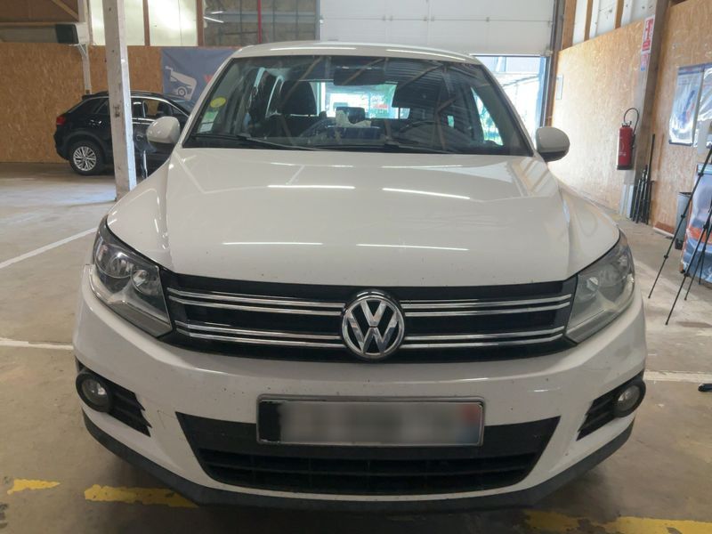 Volkswagen Tiguan 2.0 TDI BlueMotion Tech 2012