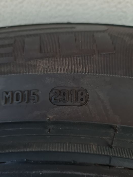 Зимни гуми 4 броя PIRELLI SottoZero 235 55 R17 дпт 2918