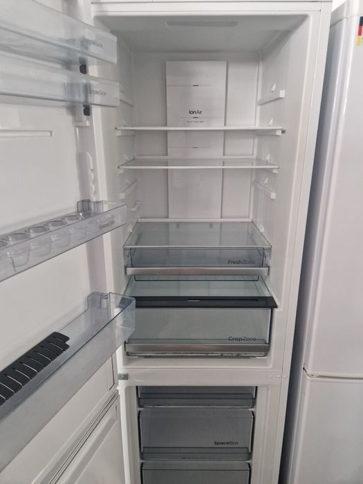 Хладилник с фризер Gorenje A++ No Frost