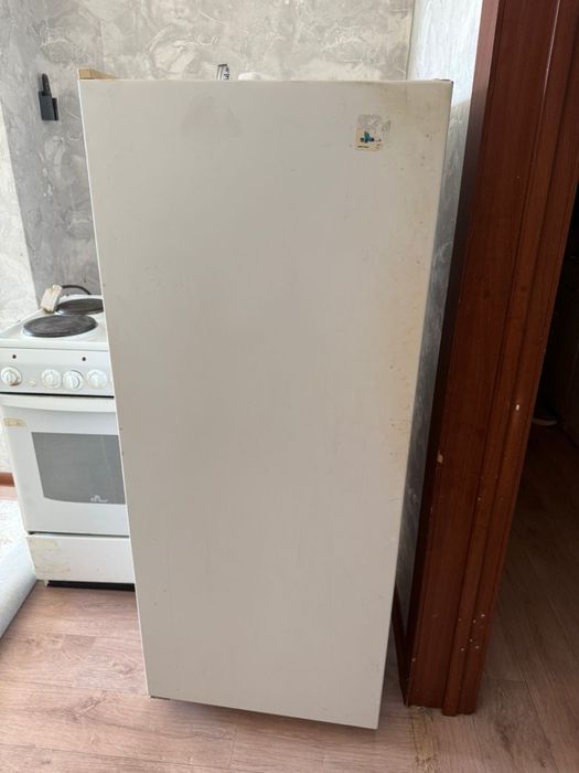 Продам холодилник в рабочем состояние