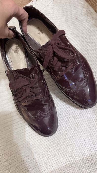 Полуботинки ZARA лакированные