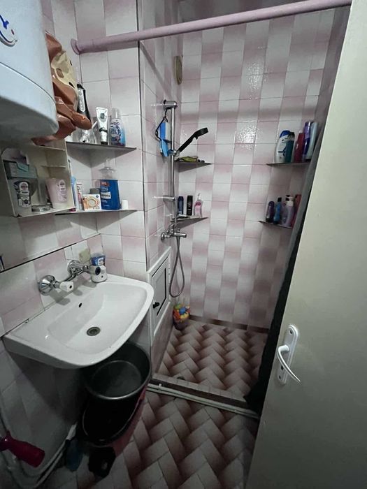 Продава се Тристаен апартамент в Хасково, Младежки хълм - 86 кв.м за 833 €/кв.м - Снимка #19