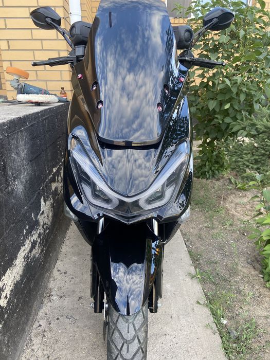 Продам мопед макси 150 срочно