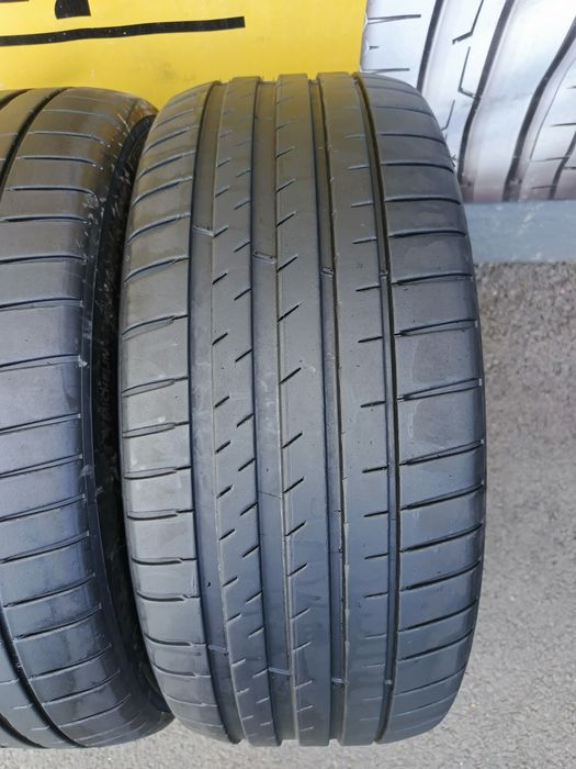 235.45.18 Michelin Vara Second-hand