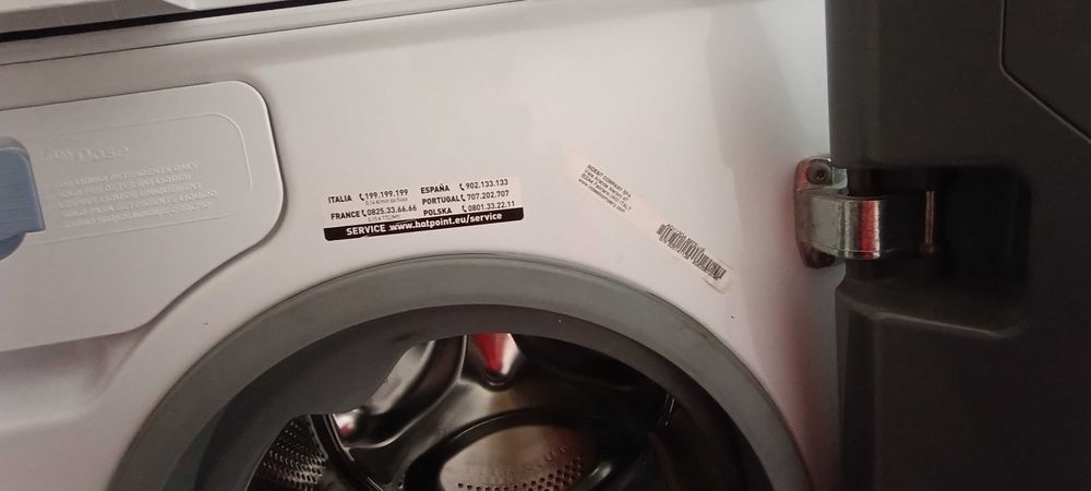 Спешно Пералня Hotpoint Ariston AQUALTIS 1600 оборота
