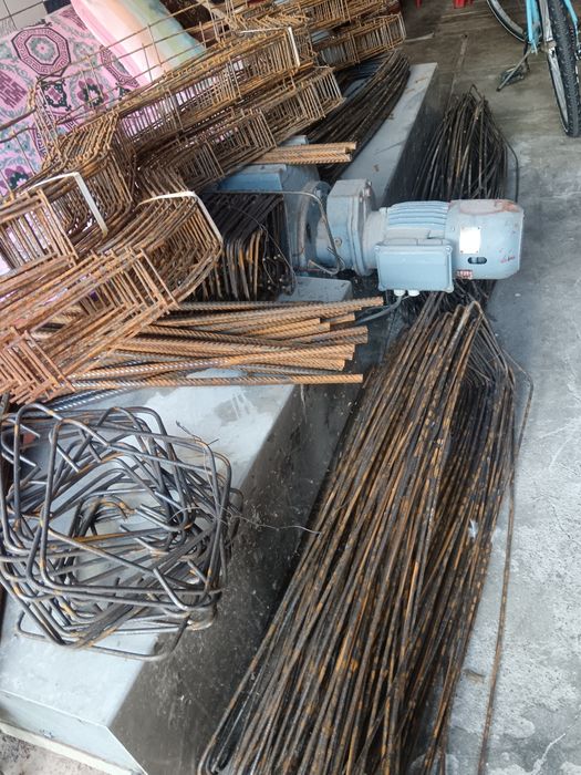 Vând fier din constructii