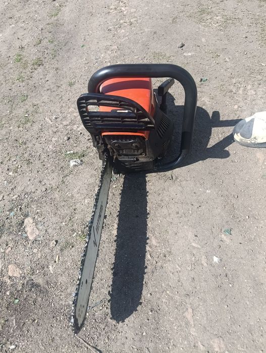 Бензопила продам