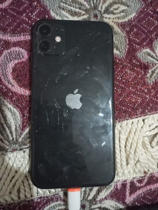 Айфон 11 сатылады