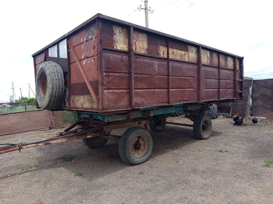 Трактор продам с прицепом