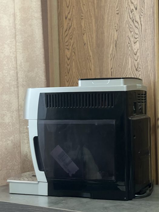 Vand aparat de cafea De’longhi