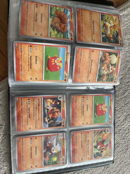 Carti pokemon si binder