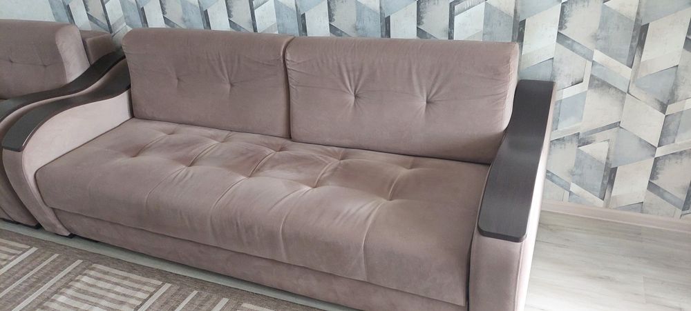 Диван и кресло, комплект