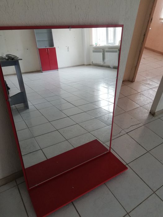 Продаються зеркала 2шт