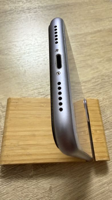 Продам Iphone 11  128Gb