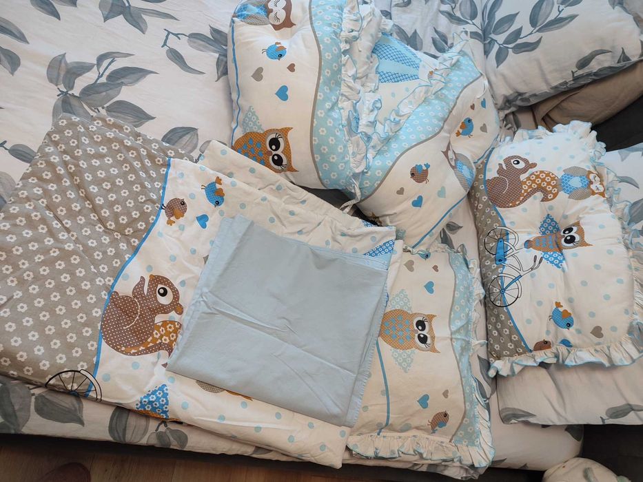 Комплект за детско креватче.