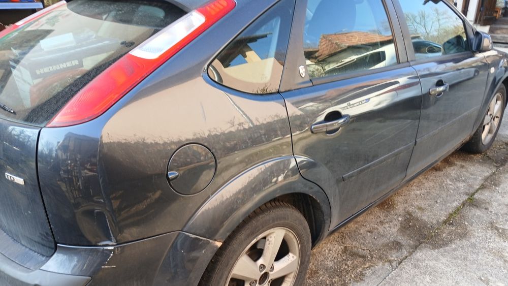 Ford Focus Ghia 1.8 Disel