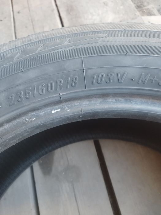 Шины летние MAXXIS Б/У 235/60/18