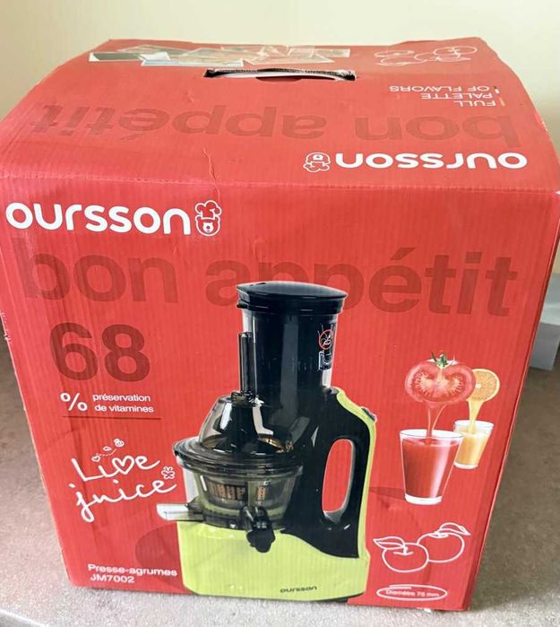 Storcator de fructe si legume cu melc Oursson JM7002