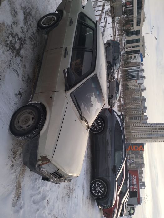 Продам 99  2000 год