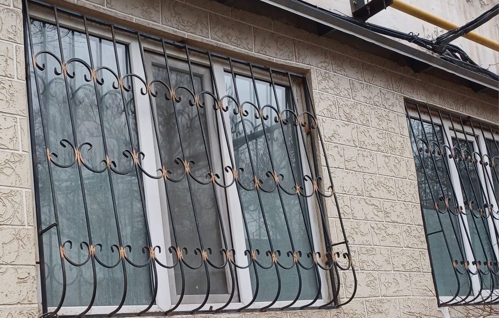 Решётки для окна