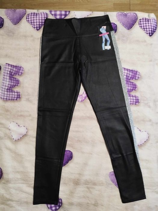 Чисто Нов Кожен Клин