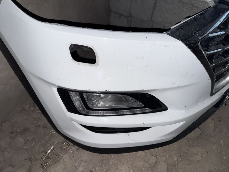 Туксон бампер и фар рестайленг