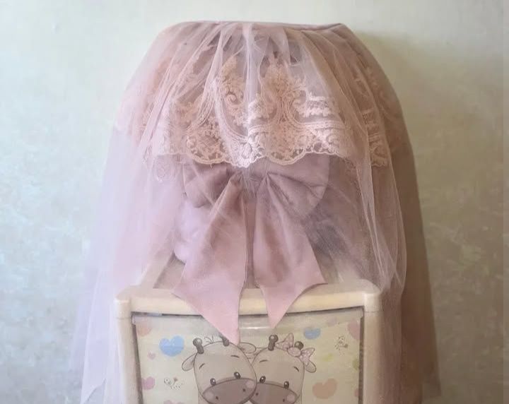 Продам шикарный конверт на выписку