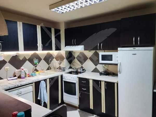 Продава се Четиристаен апартамент в Пловдив, Център - 102 кв.м за 2922 €/кв.м - Снимка #7