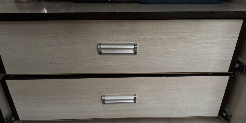 Шкаф с этажеркой