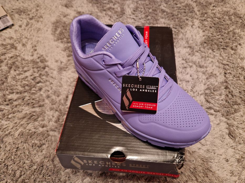 Adidași Skechers noi, culoare mov, cu memory foam