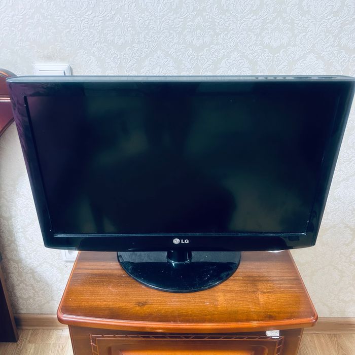 Продам телевизор LG