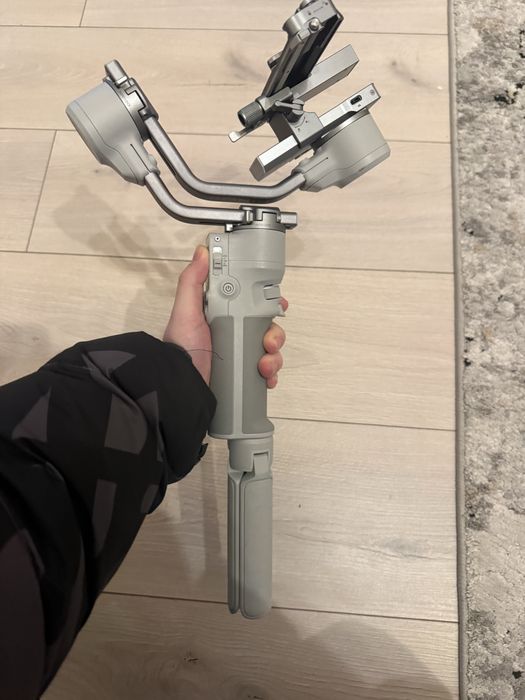 Stabilizator ghimbal dji Rs4 mini