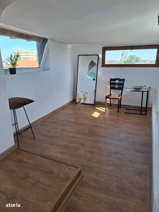 Apartament la mansarda, zona Baneasa