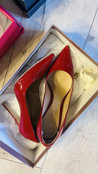 Туфли новые размер 36, кроссовки