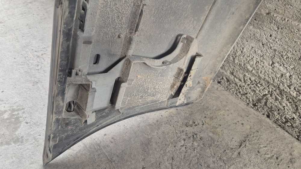 Продам бампер 210 рест