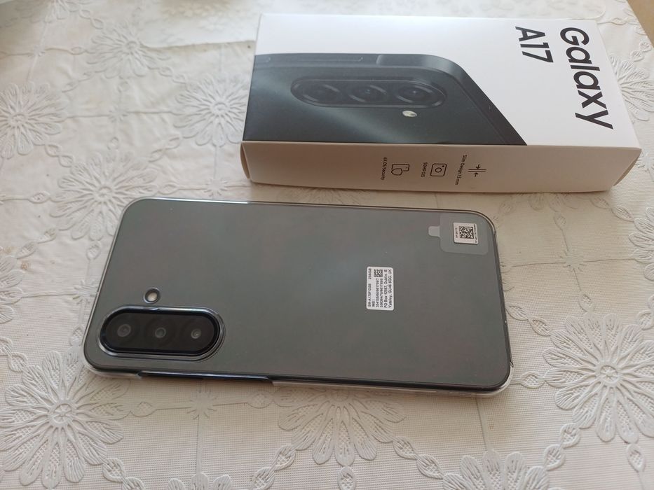 Samsung A17 256/8