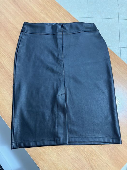 Продам кожаную юбку