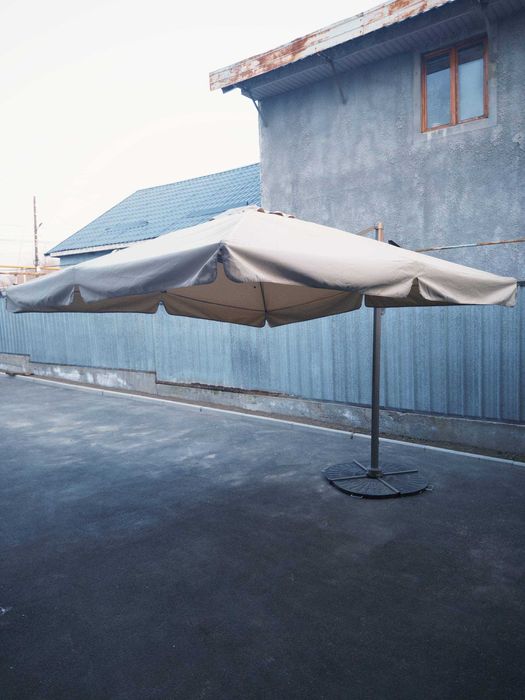 Зонт 3×3 м консольный с утяжелителями