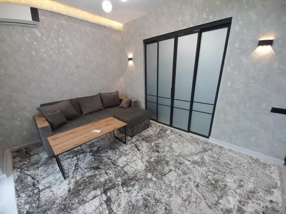 R5 Сдаю квартиру 2/4/12 на Шота Руставели! УСПЕЙТЕ