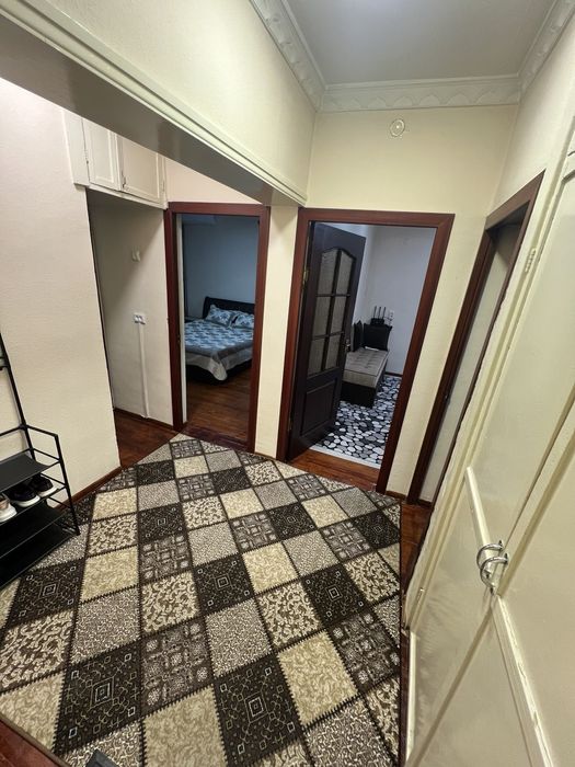 Мирабадский р-н, 2х комнатная 66м², 77-серия орентир:Рисовый, 11 радом