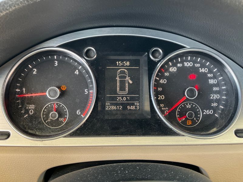 Volkswagen Passat 2.0 TDI R-Line 2010