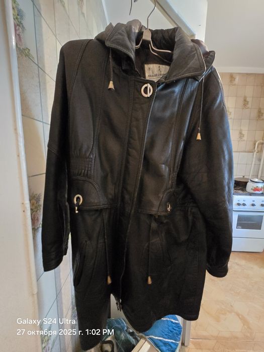 Куртка кожаная женская
