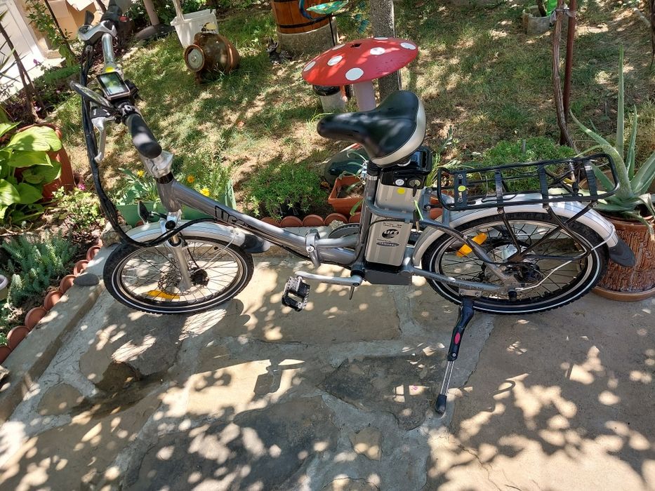 Продавам електрическо колело €800