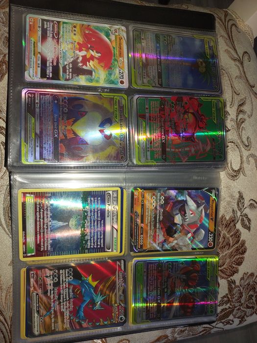 Cărții POKEMON-555 cărți