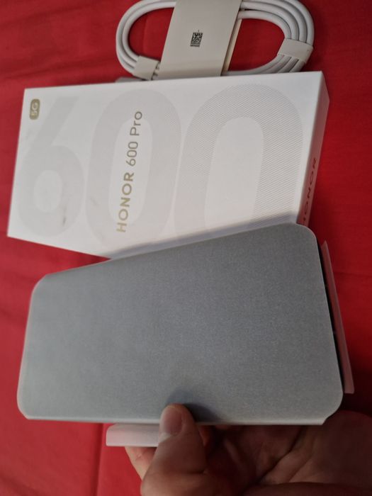 -Honor 600Pro Nou Sigilat 512Gb 12Ram 0 cicluri incarcare Sigilat Grey Bat: 100% cutia sigilata completa sigiliile din fabrica Pret FIX