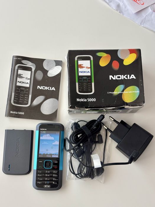 Nokia 5000 Nou, Full Box