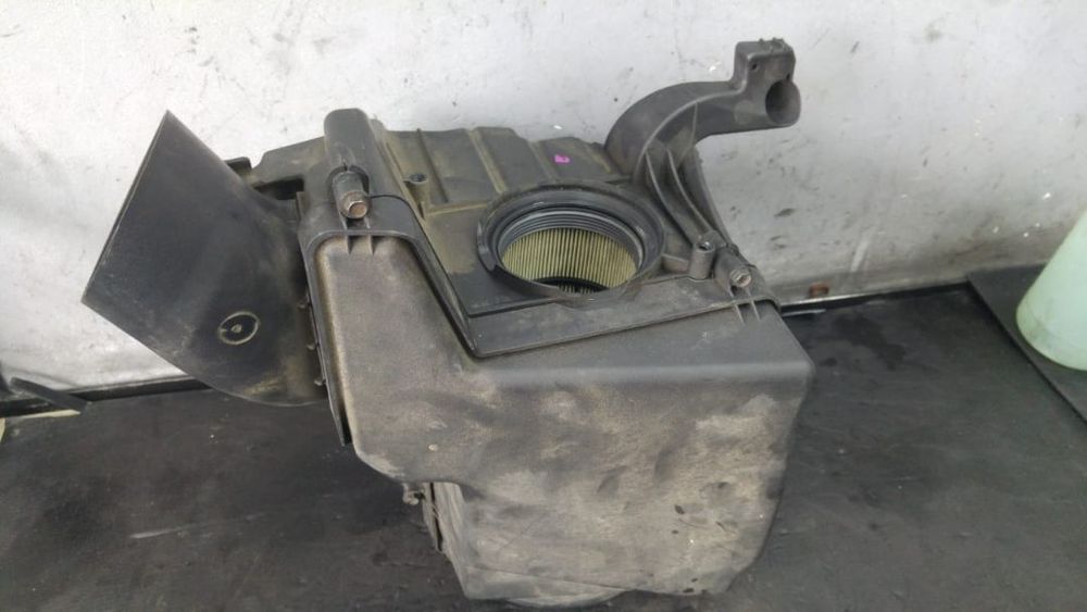 Carcasa filtru aer 2.0 tdci xrma ford kuga 2 focus 3 bv61-9c679-ca
