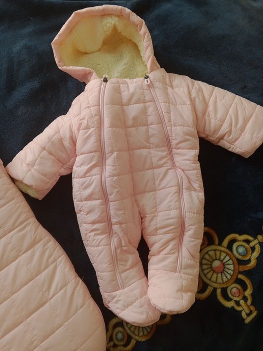 Конверт и комбинезон для девочки