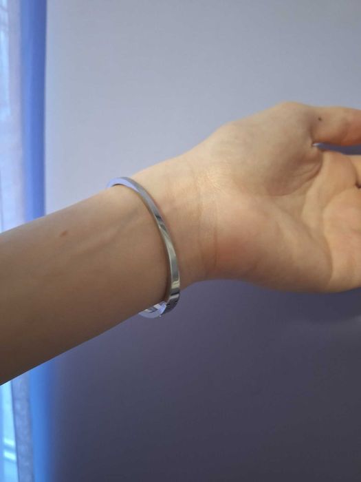 Стоманена дамска гривна с пеперуди