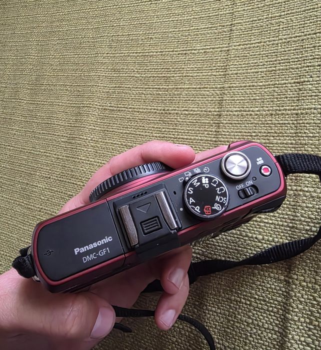 Panasonic Lumix DMC-GF1 Mirroless Body Aparat Foto Accesorii Drumetie